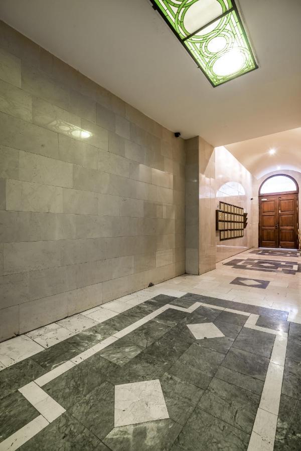 Central Premier Apartment Budapest Exterior photo